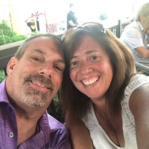 Meet your Posher, Debbie